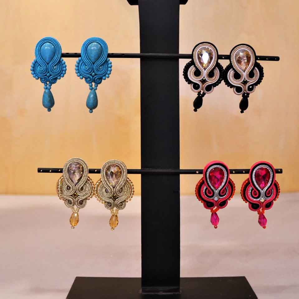 Kitsch und Kunst Designer Ohrringe 2021